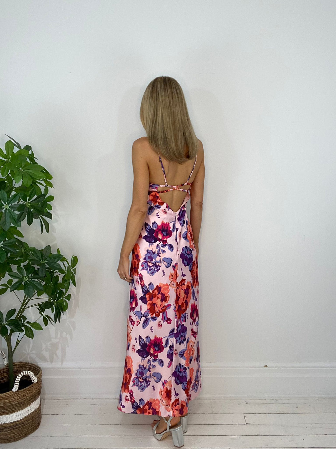 11230106 DRESS