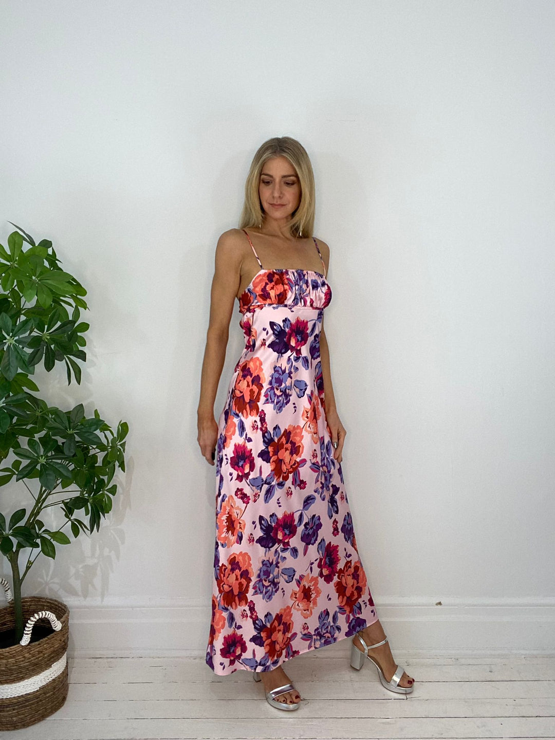 11230106 DRESS