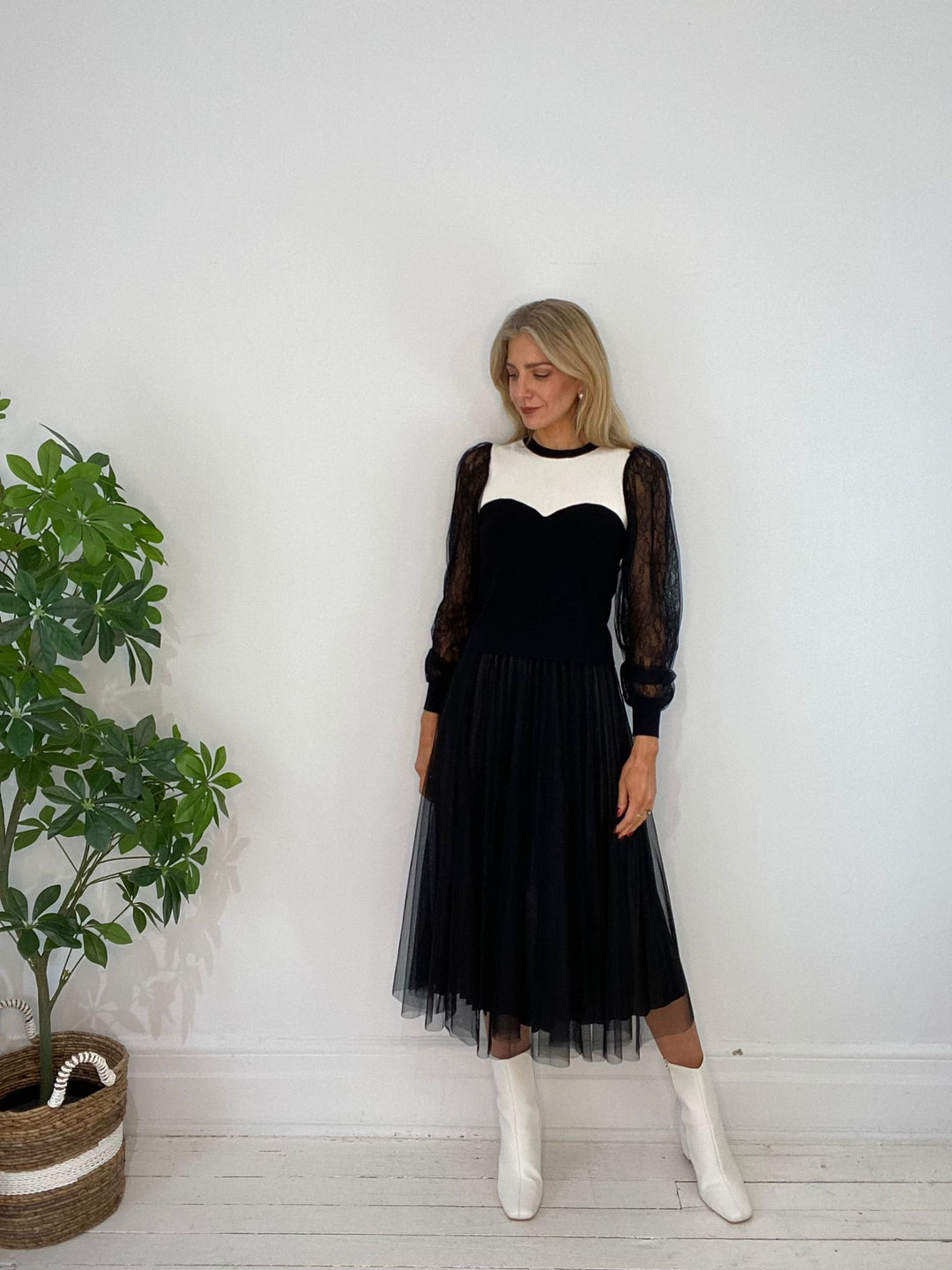 11230099 SWEATER