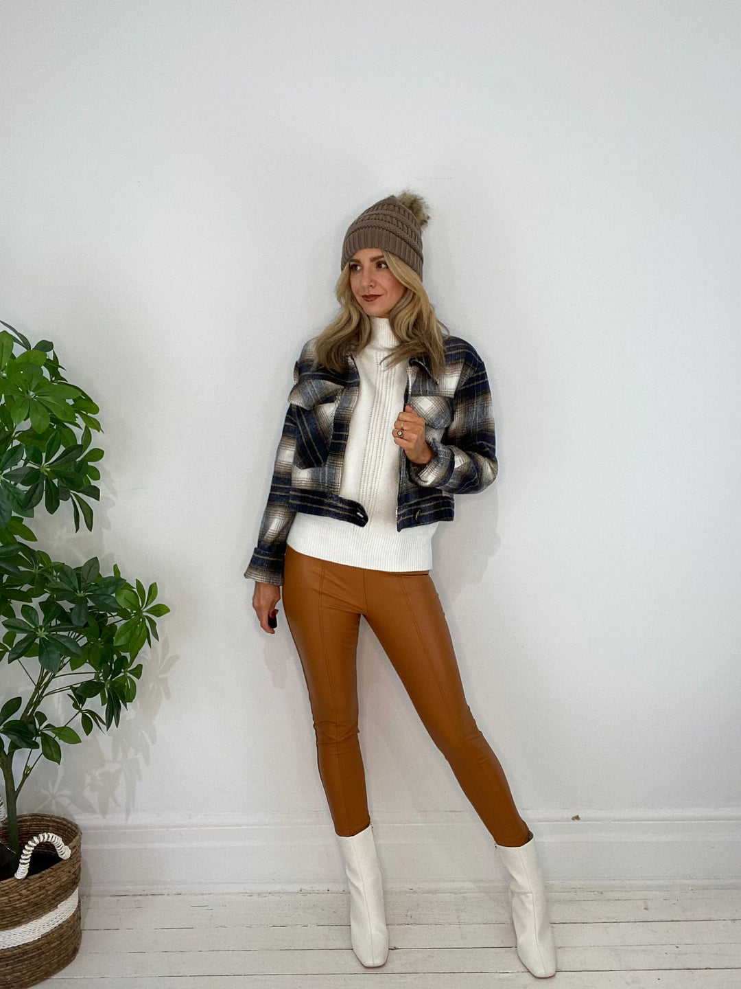11230095 SWEATER