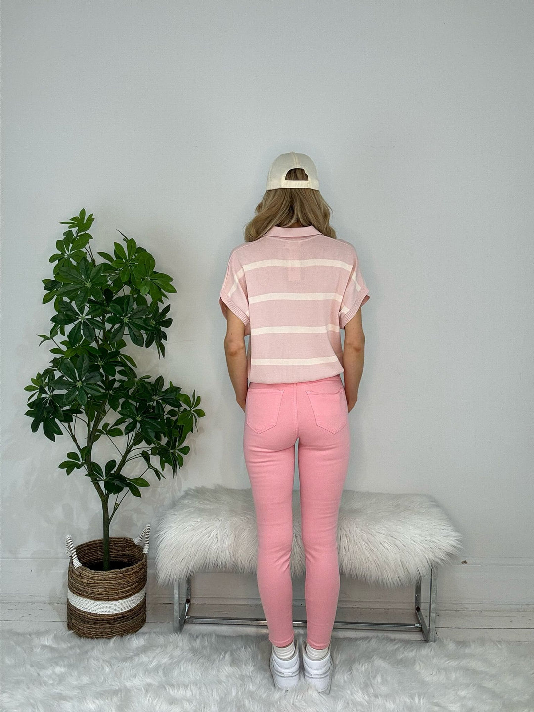 3240043 TOP