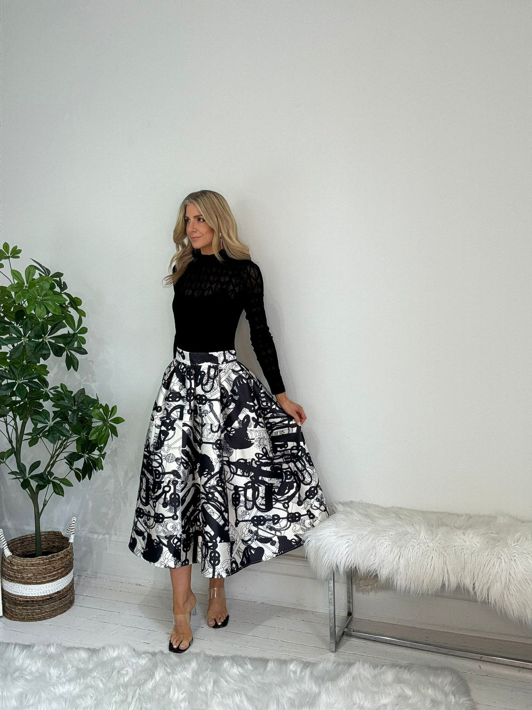 3240101 SKIRT