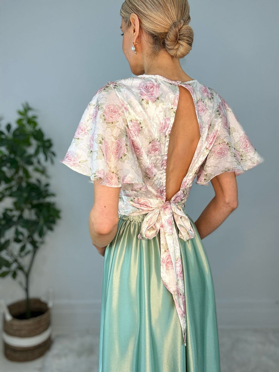 4240008 TOP