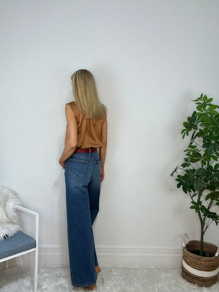 9240172 TOP