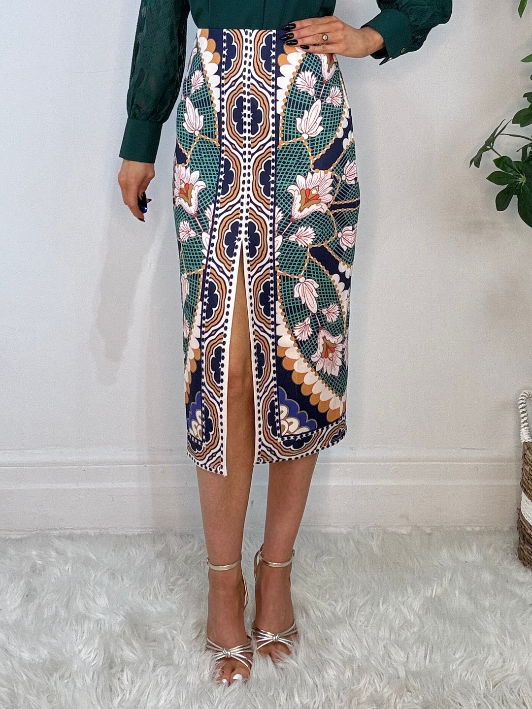 9240097 SKIRT
