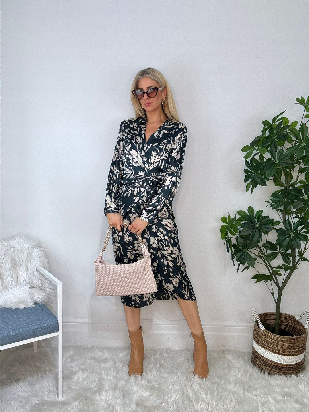 9240052 DRESS