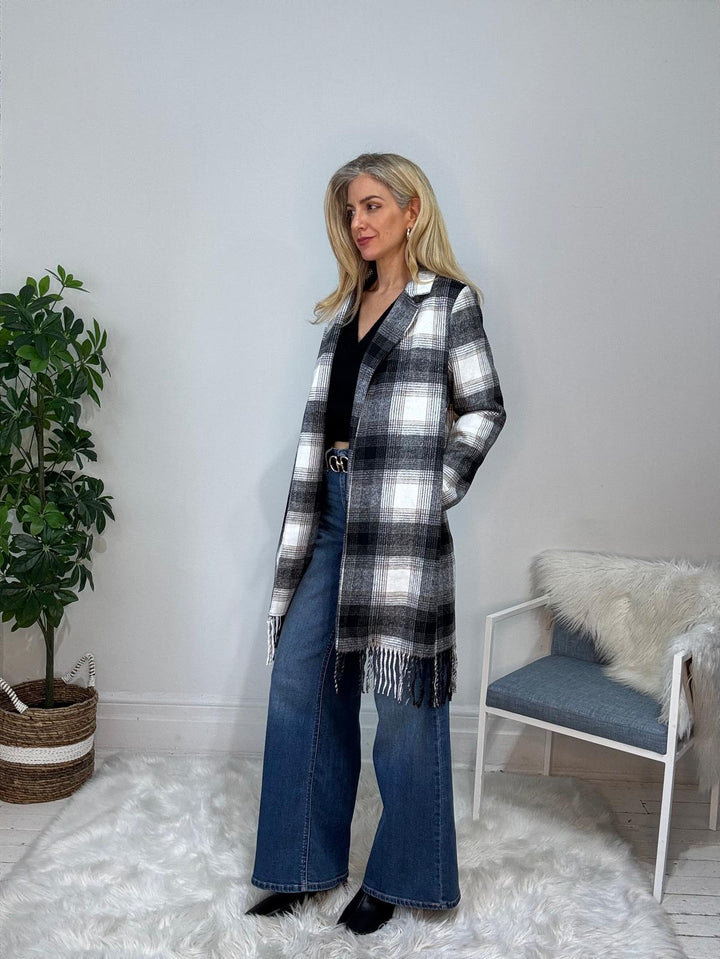 9240244 COAT