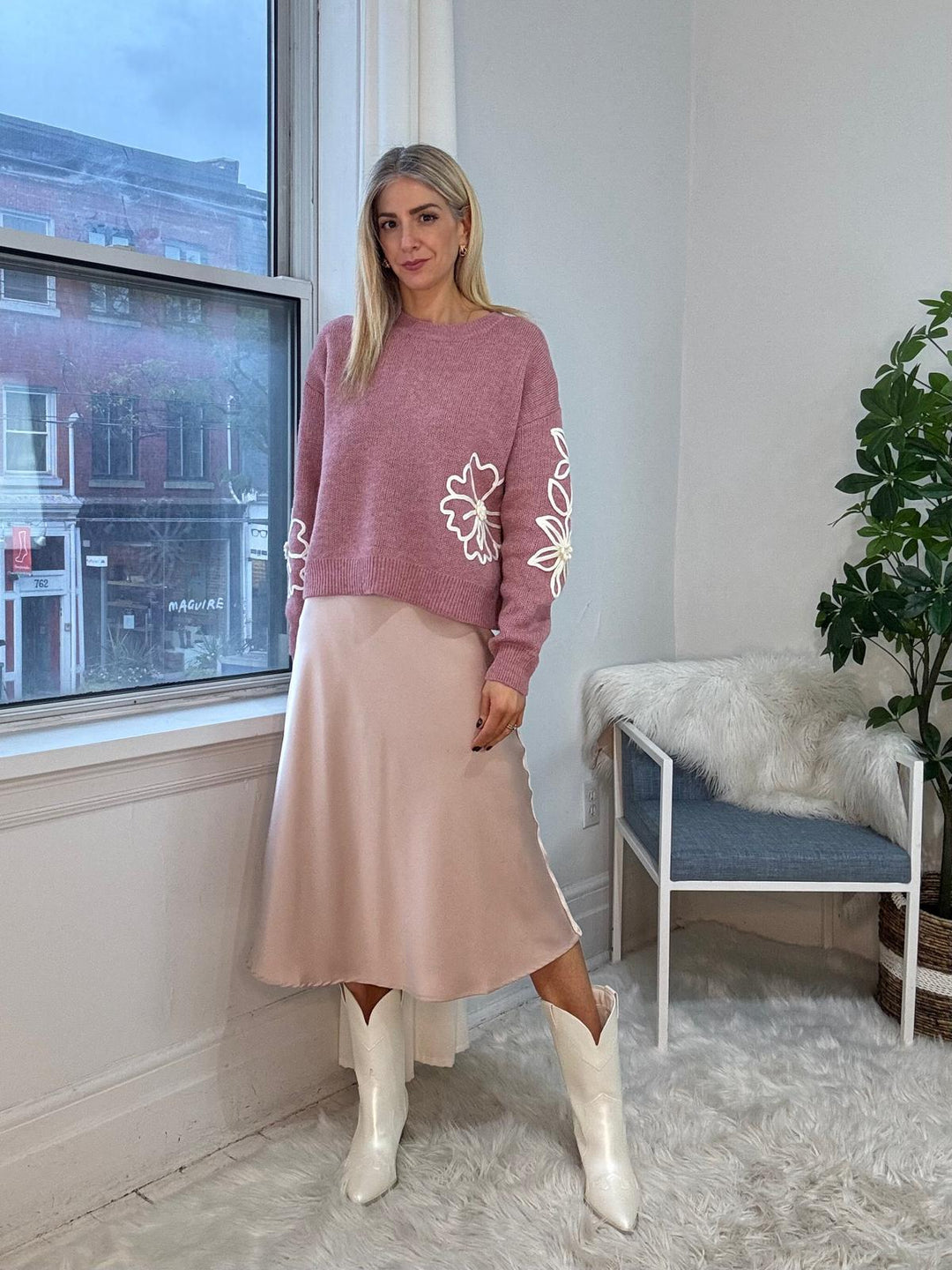 9240043 SWEATER