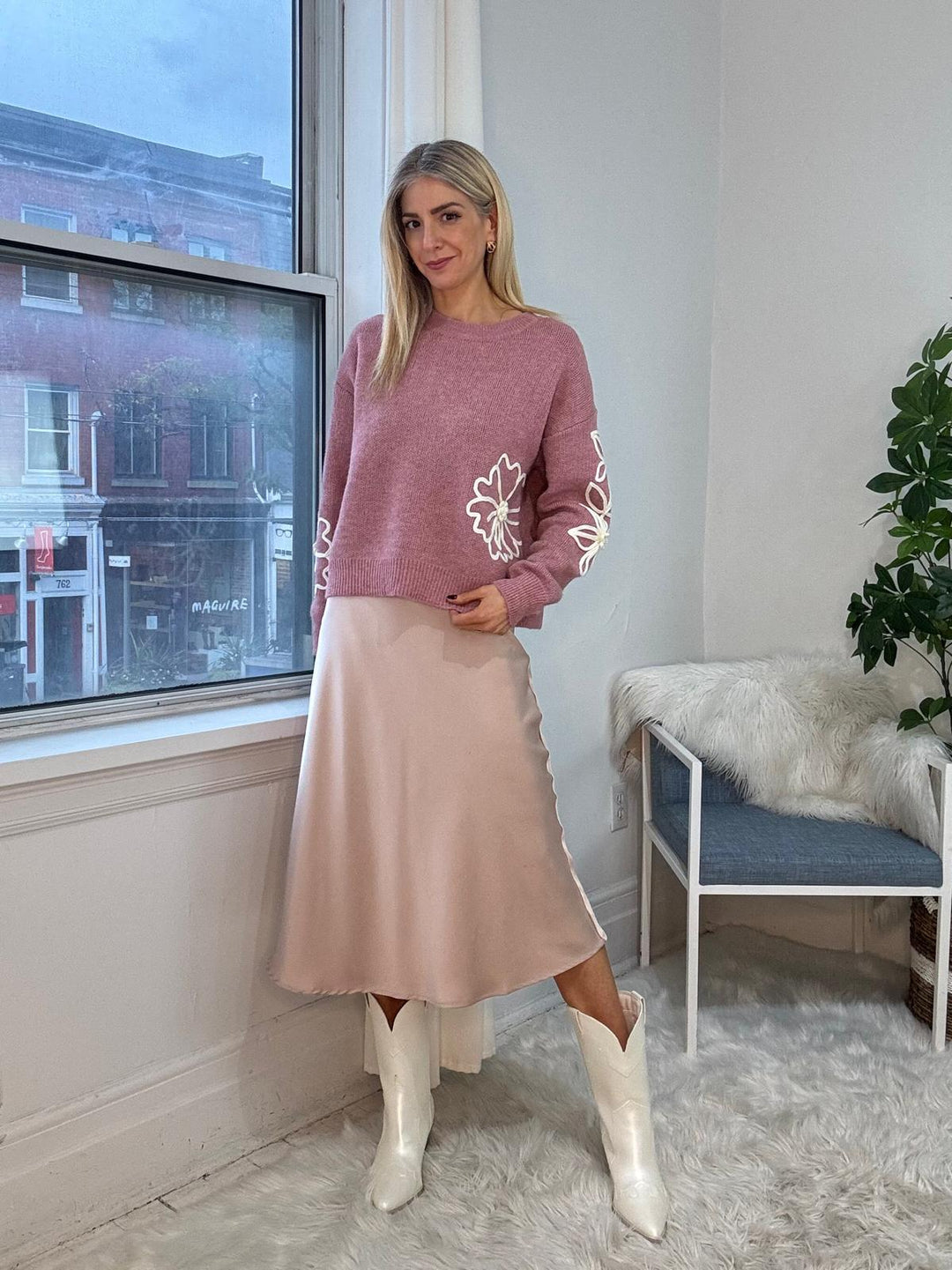 9240043 SWEATER