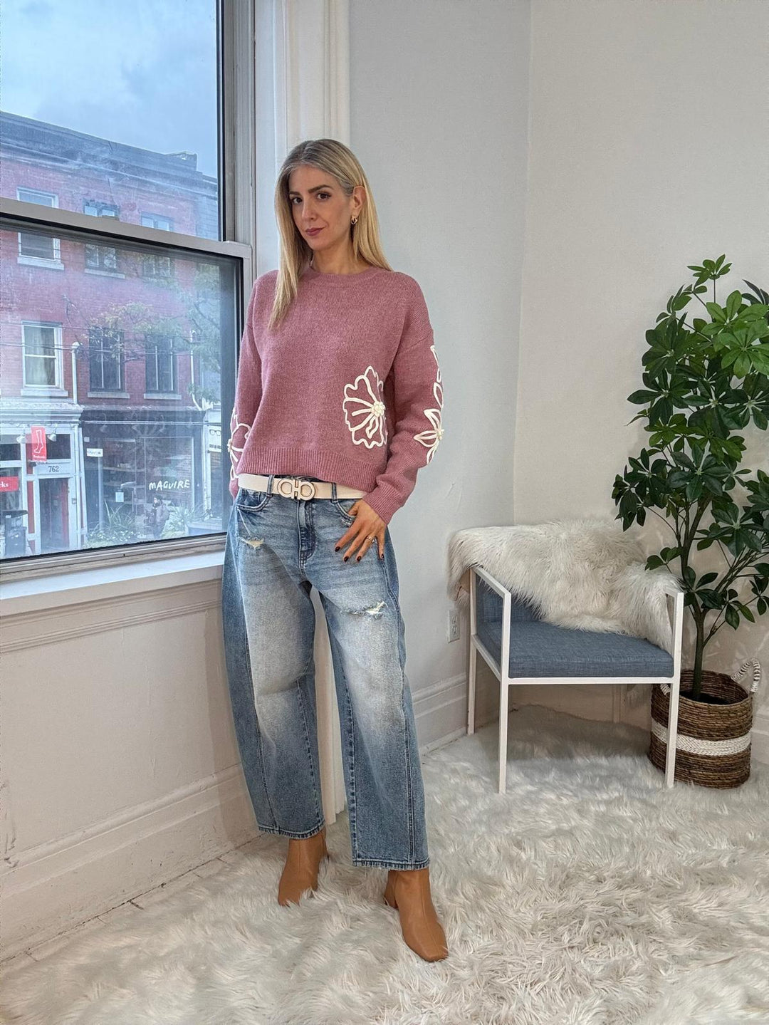 9240043 SWEATER