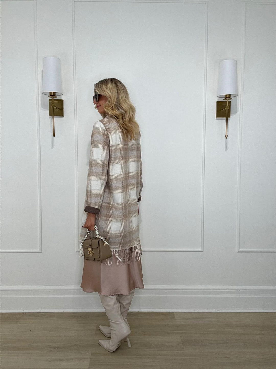 9240243 COAT