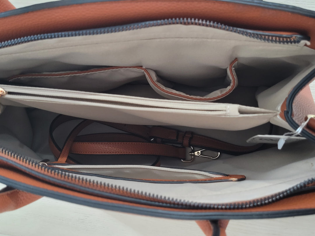 3250326 HANDBAG