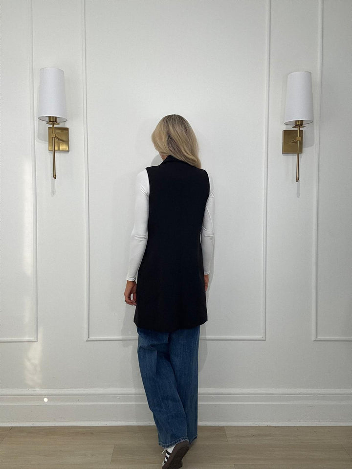 8250168 VEST
