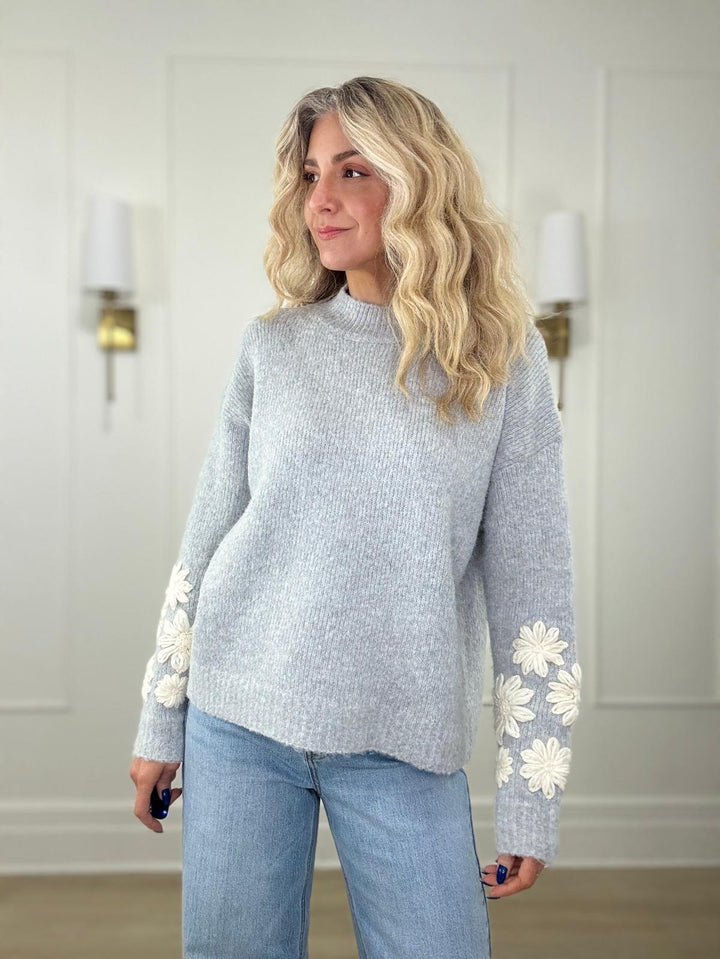 8250407 SWEATER