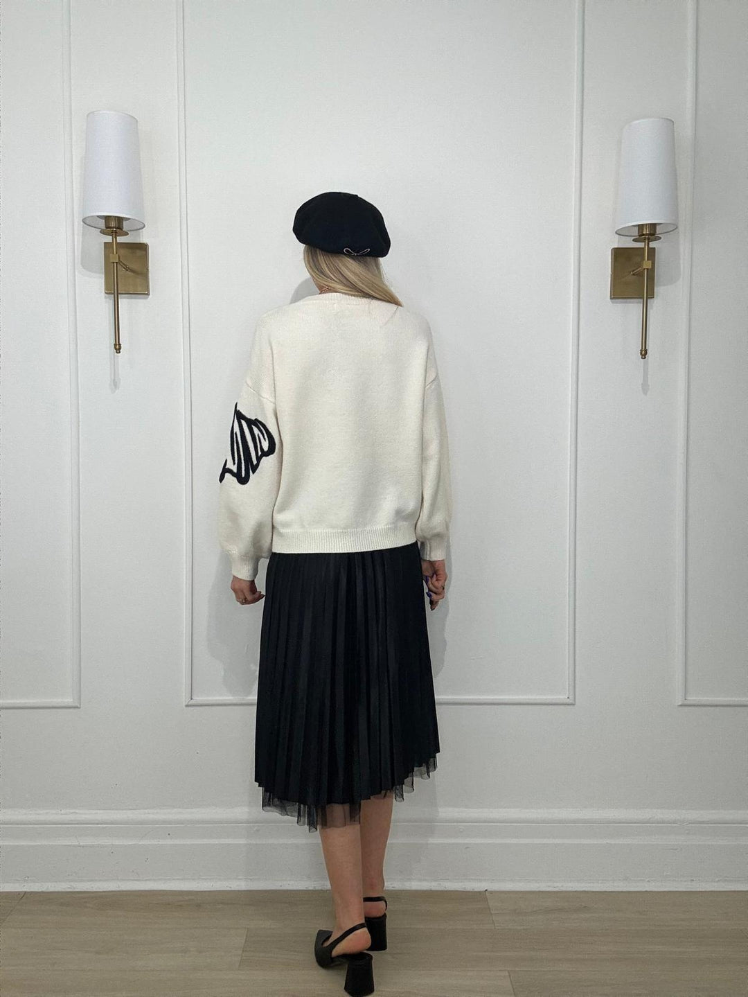 8250405 SWEATER