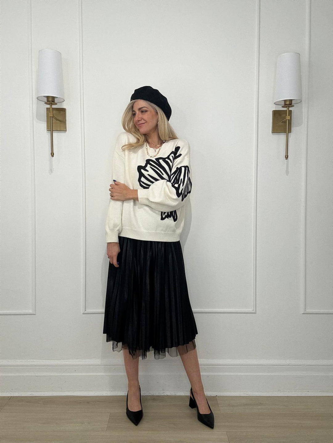 8250405 SWEATER