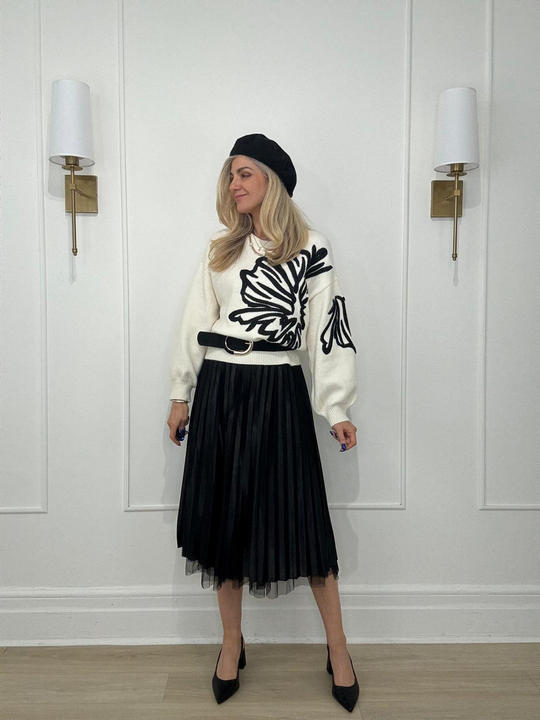8250405 SWEATER