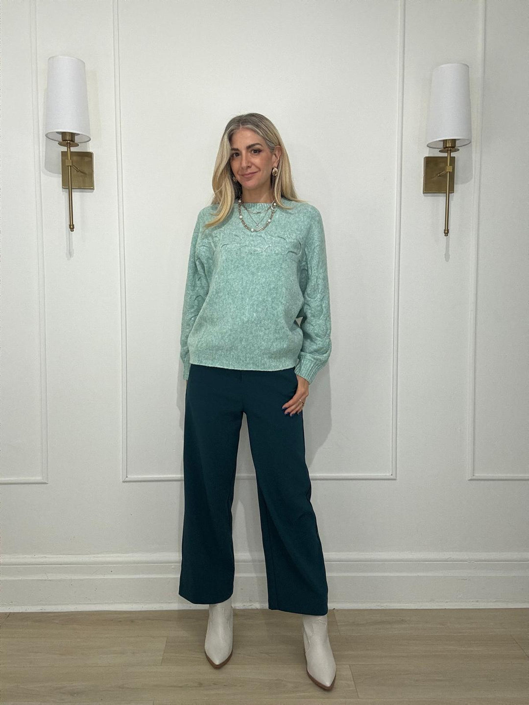 8250408 SWEATER