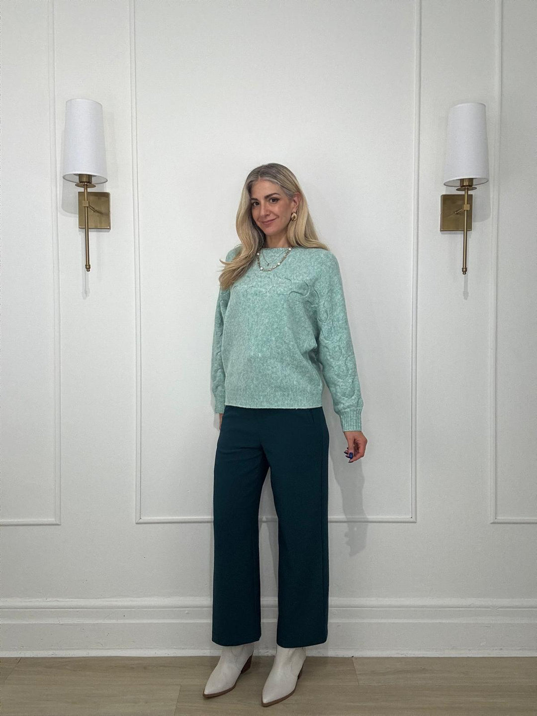 8250408 SWEATER