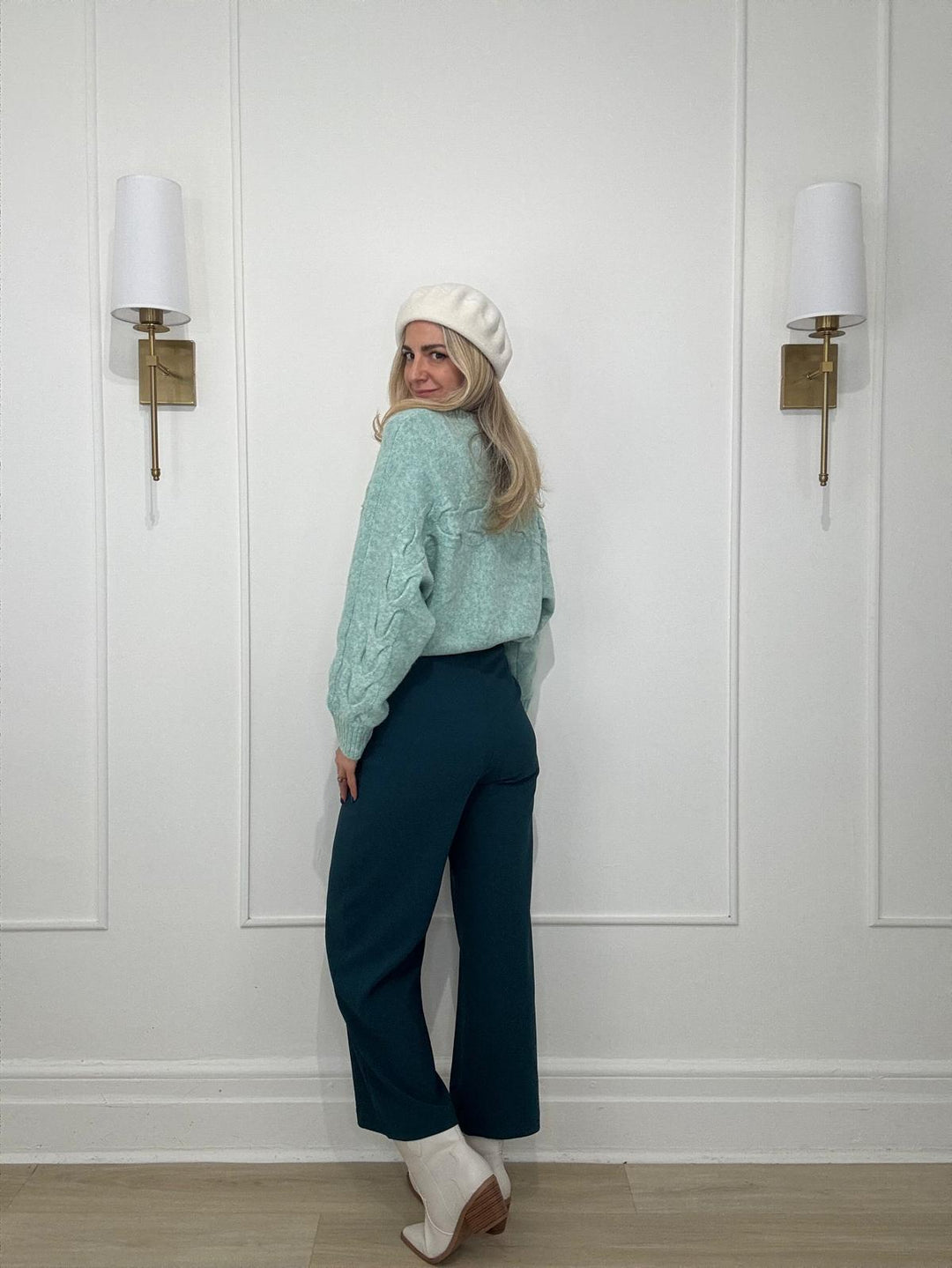 8250408 SWEATER