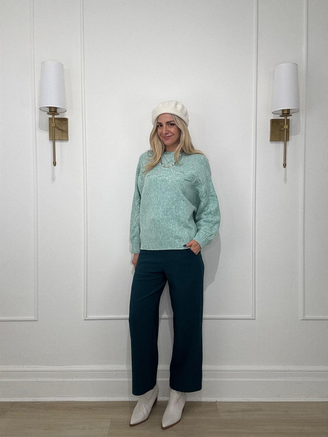 8250408 SWEATER