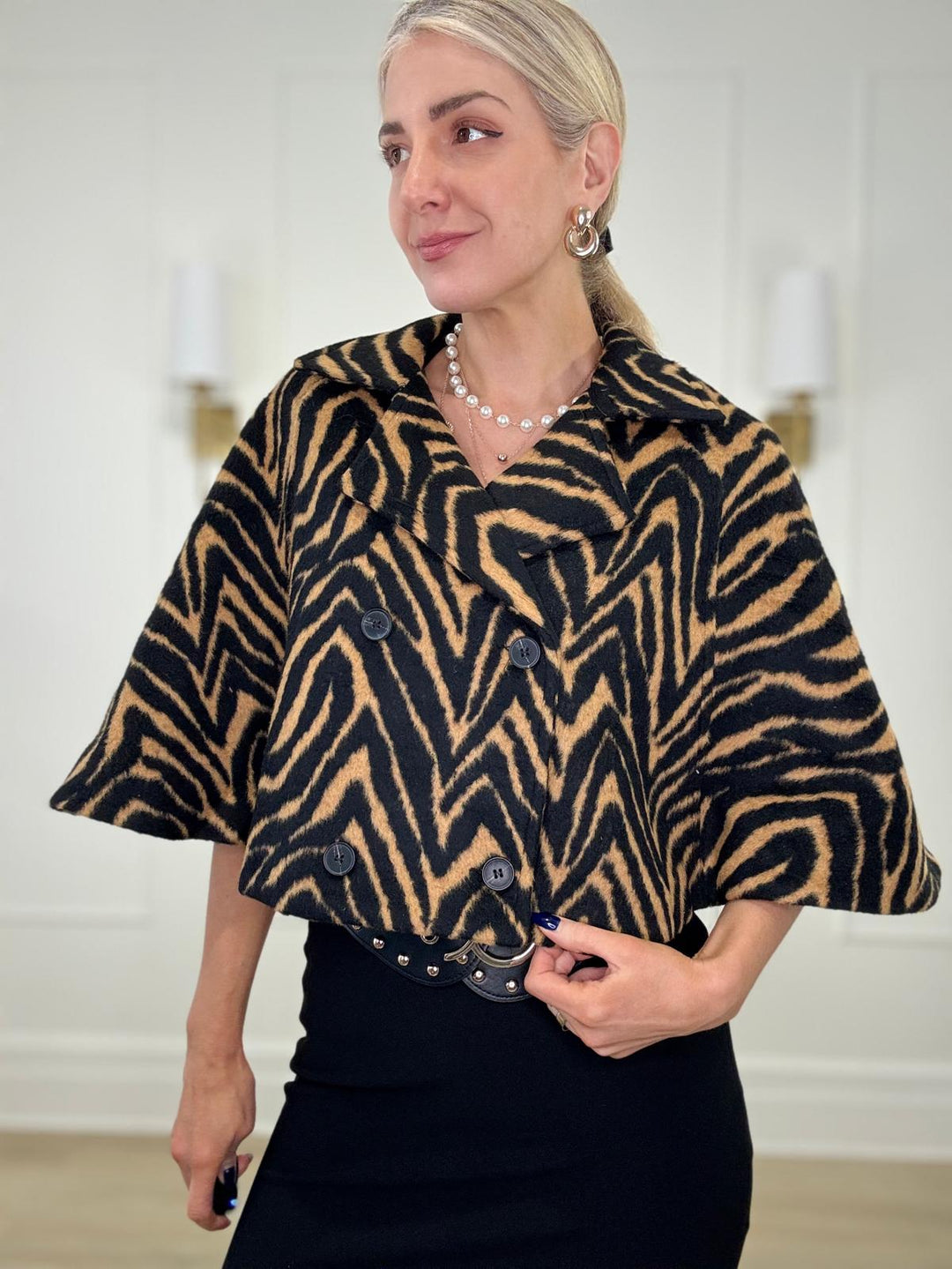 11250130 CAPE BLAZER