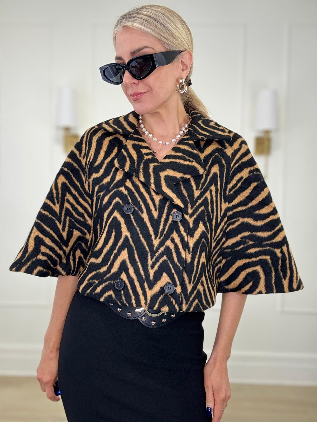 11250130 CAPE BLAZER