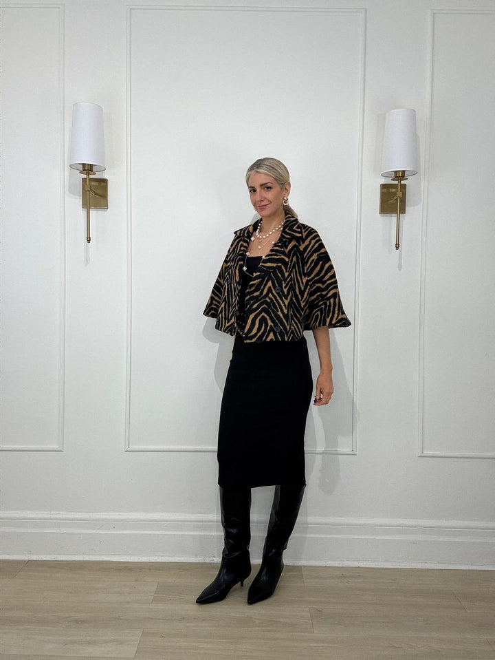 11250130 CAPE BLAZER