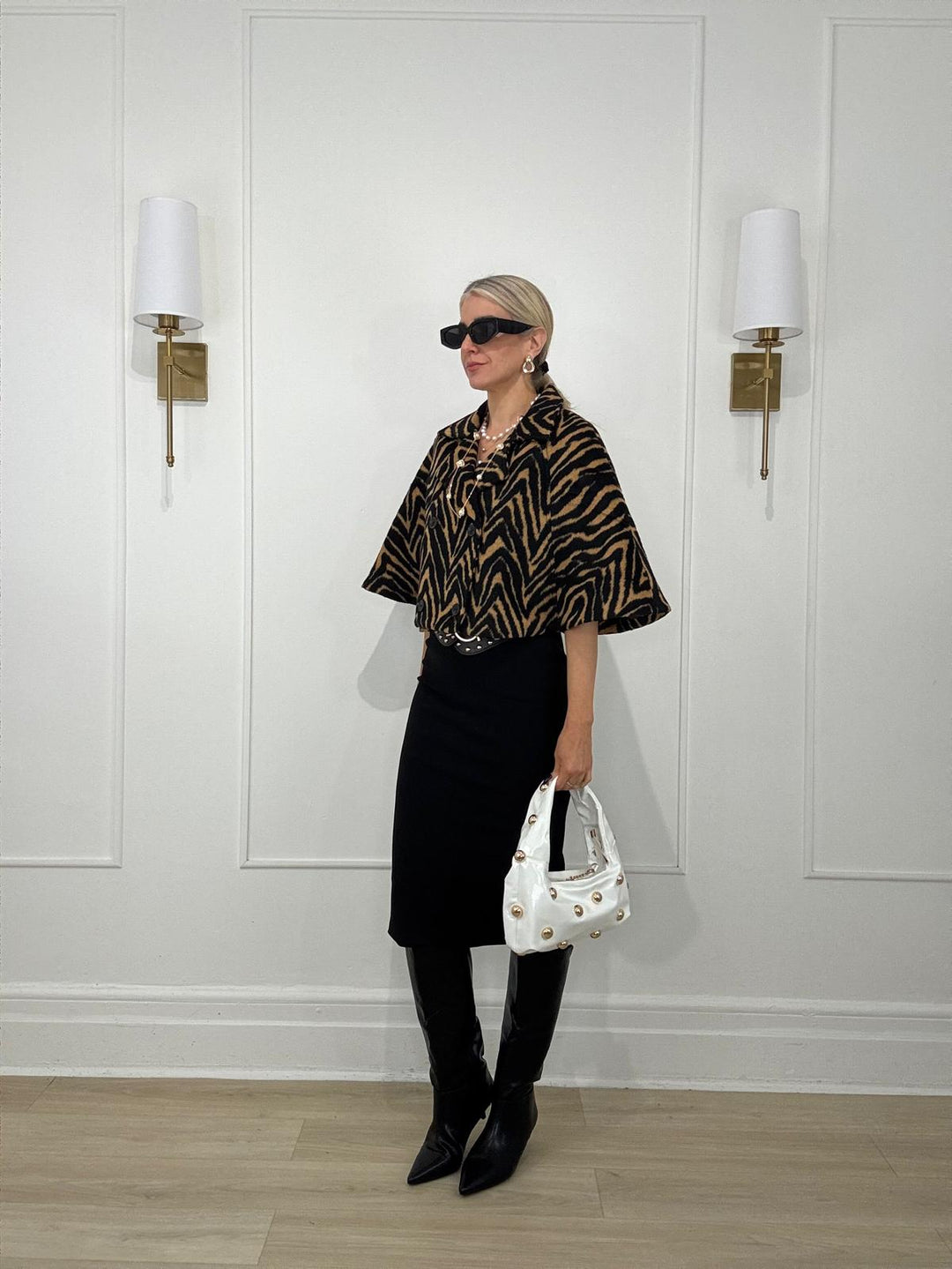 11250130 CAPE BLAZER