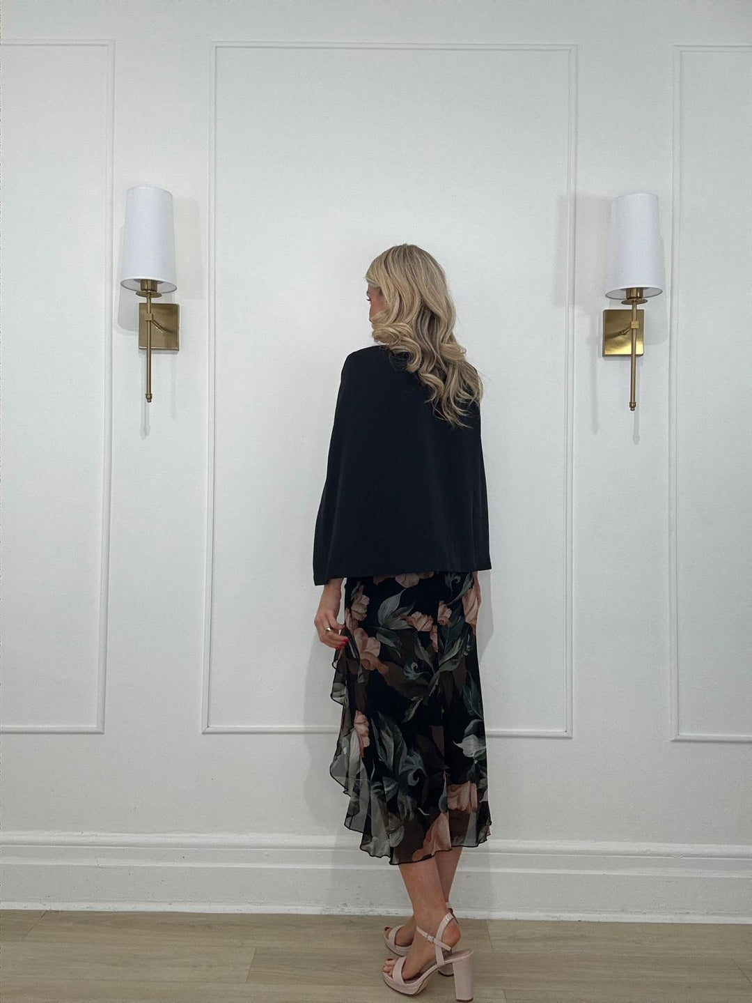 11250136 CAPE BLAZER