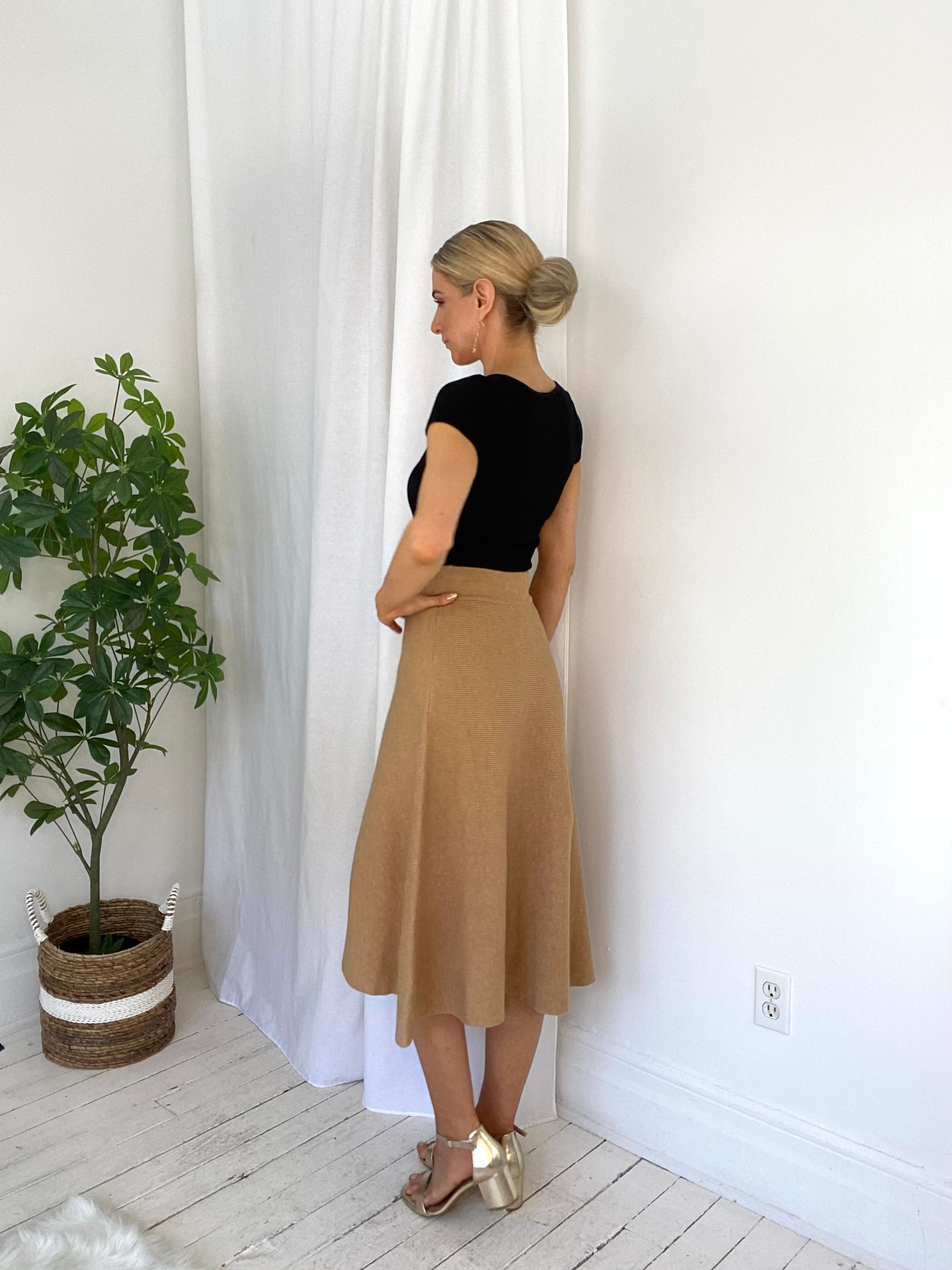 9220180 SKIRT