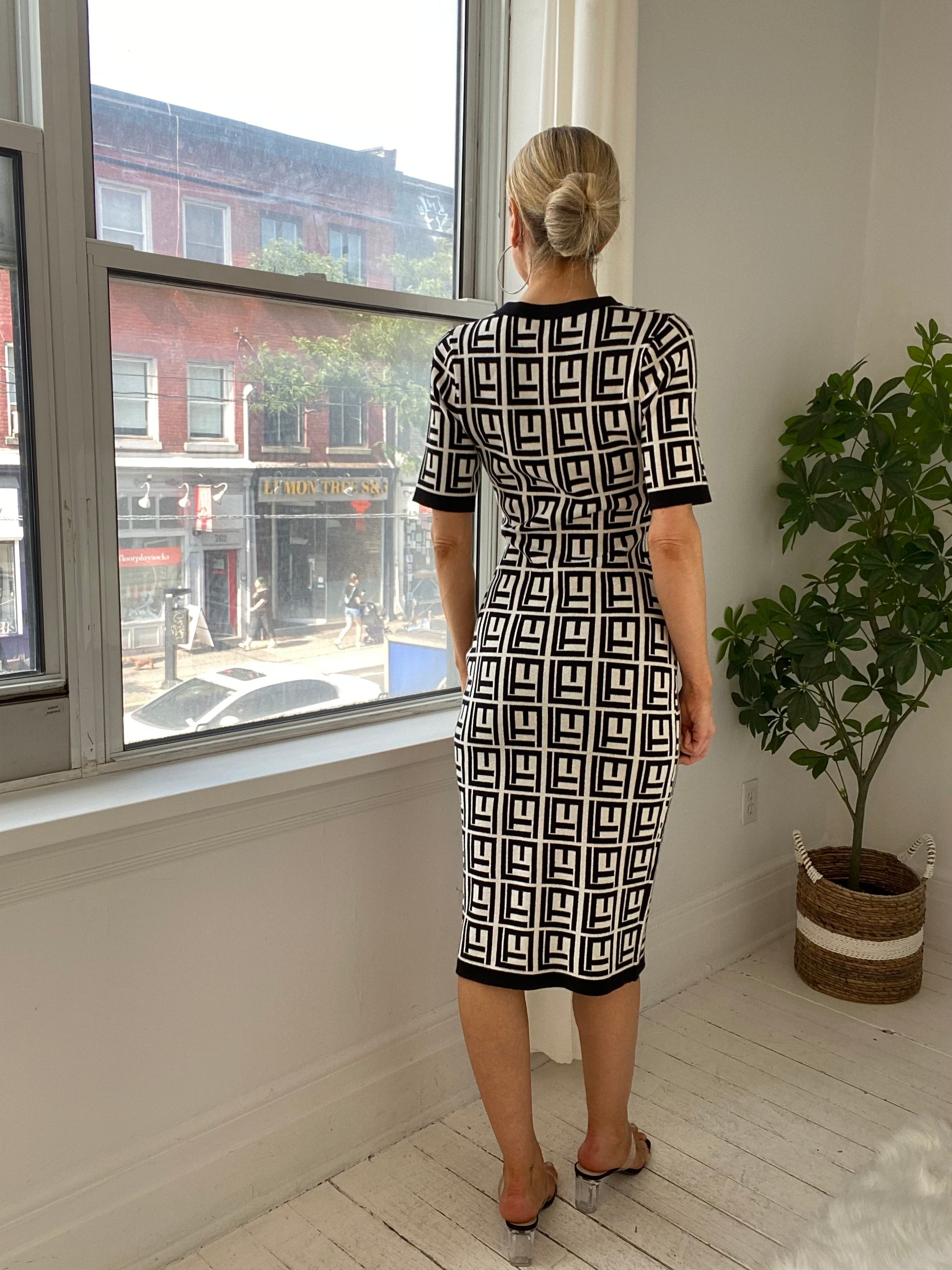 2230169 DRESS