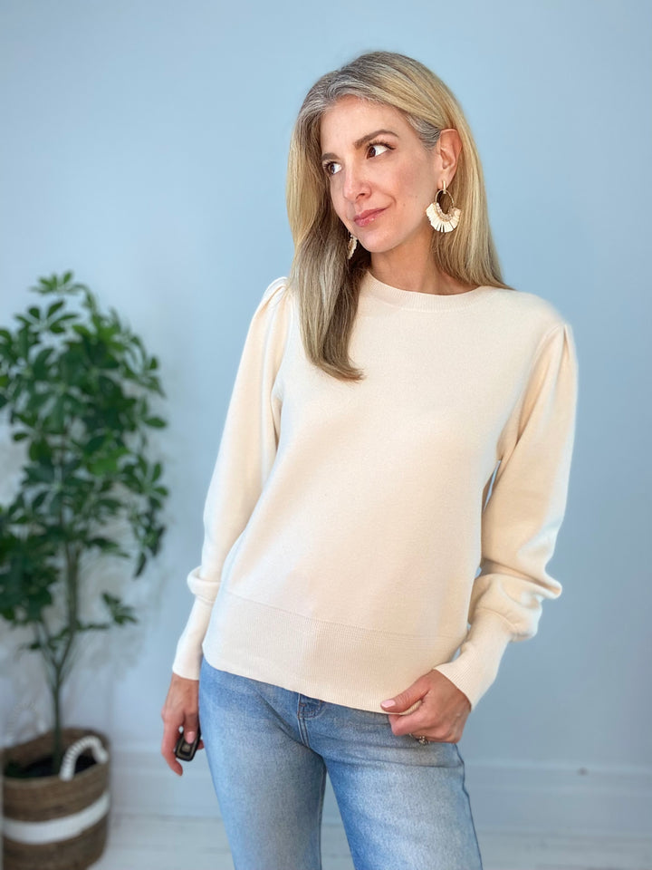 8230047 SWEATER