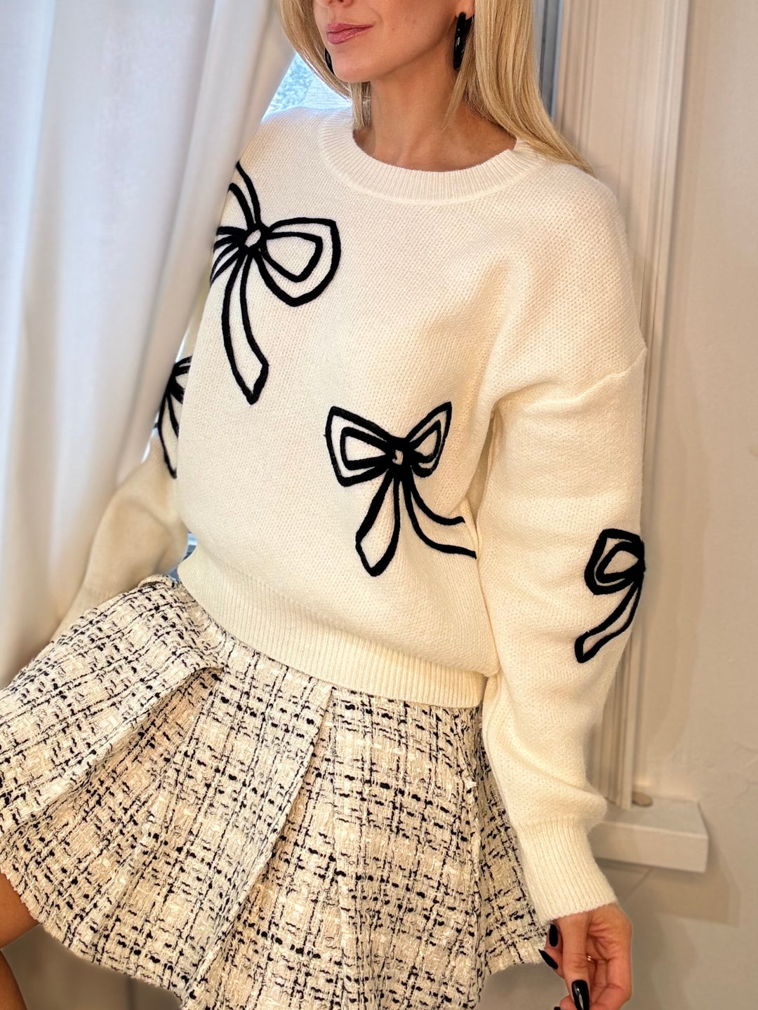 9240040 SWEATER
