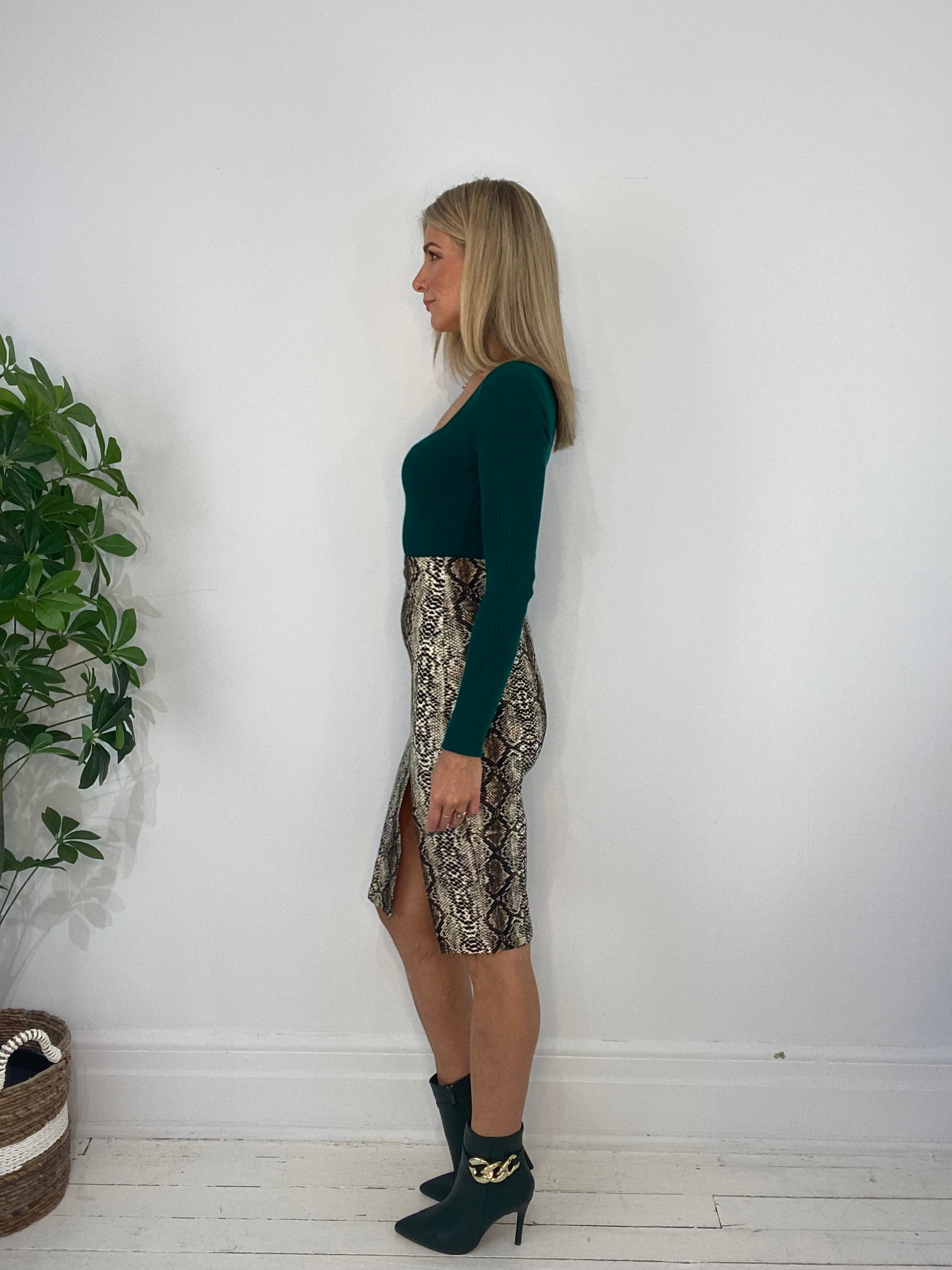 8230211 SKIRT