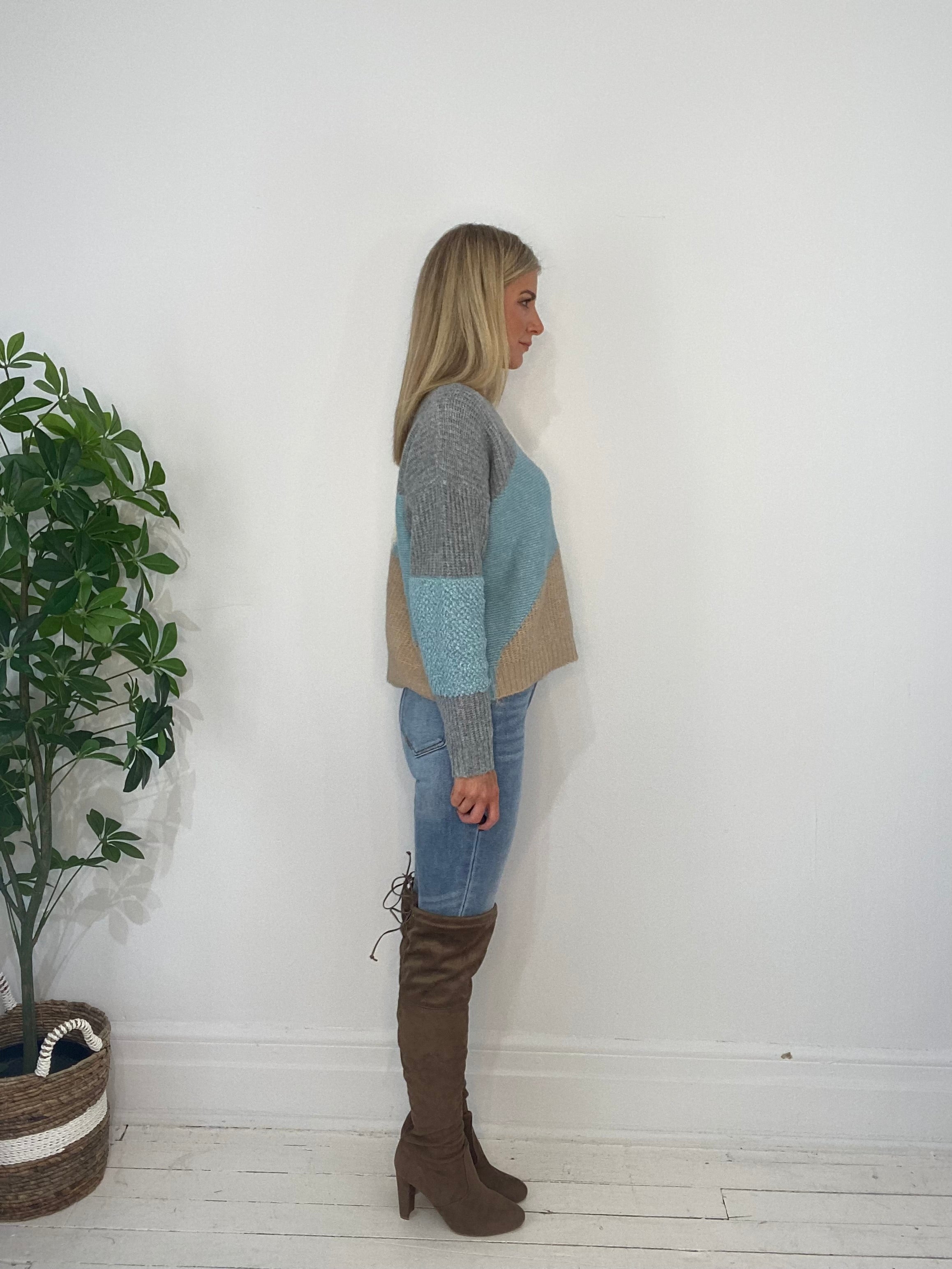 8230040 SWEATER