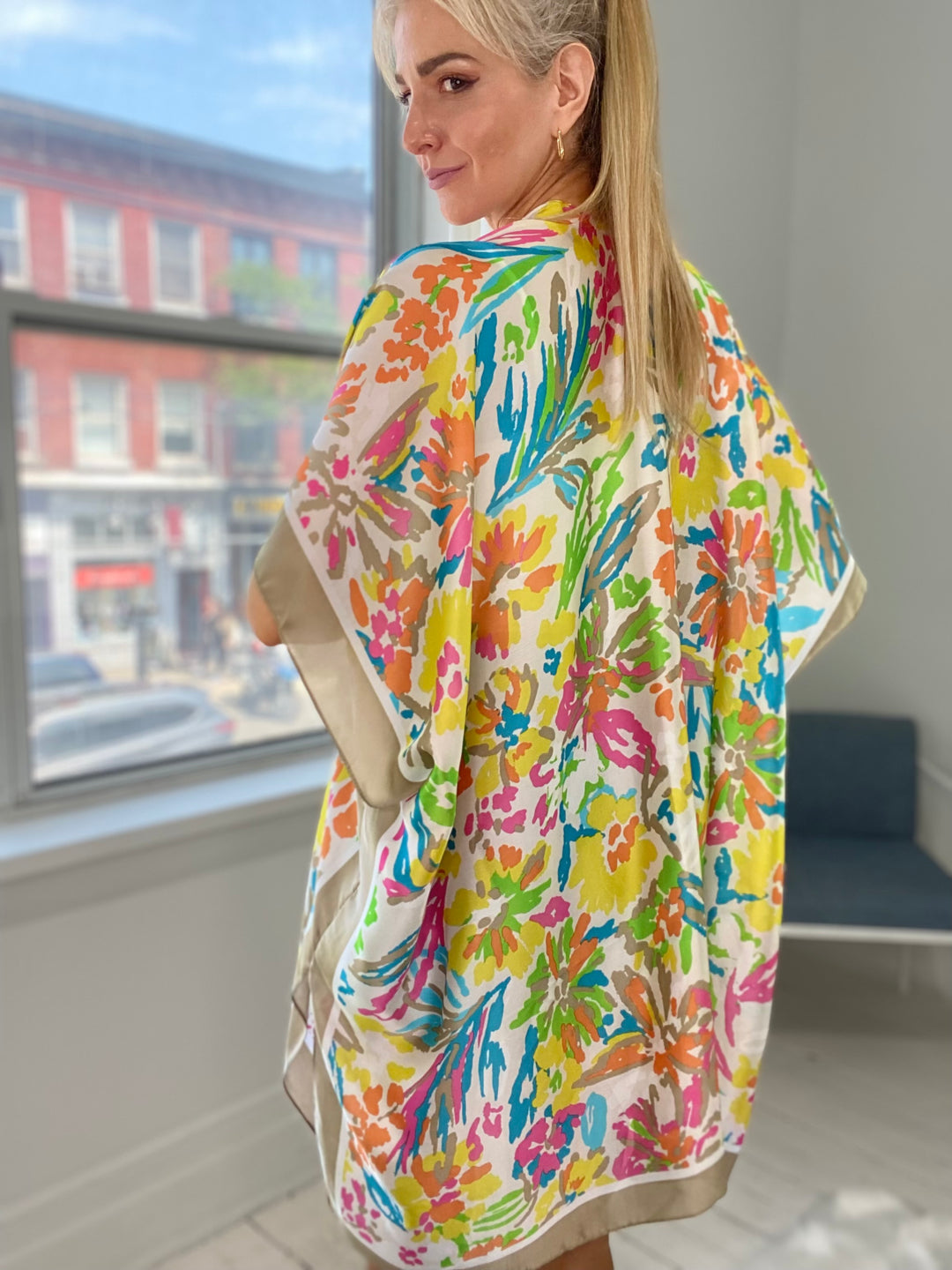 62300221 KIMONO