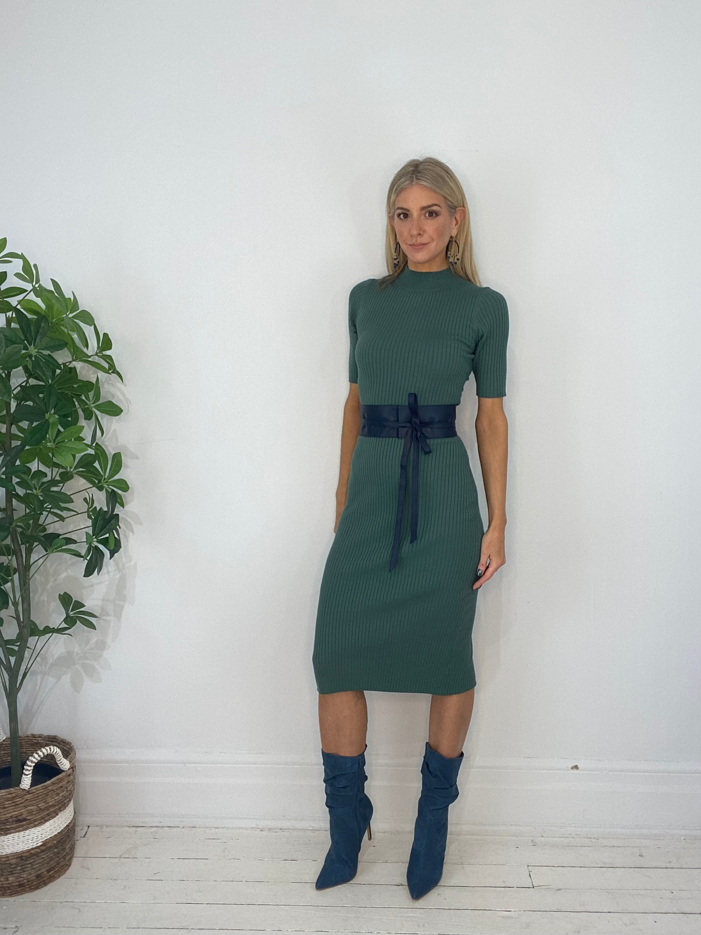 8230064 SWEATER DRESS