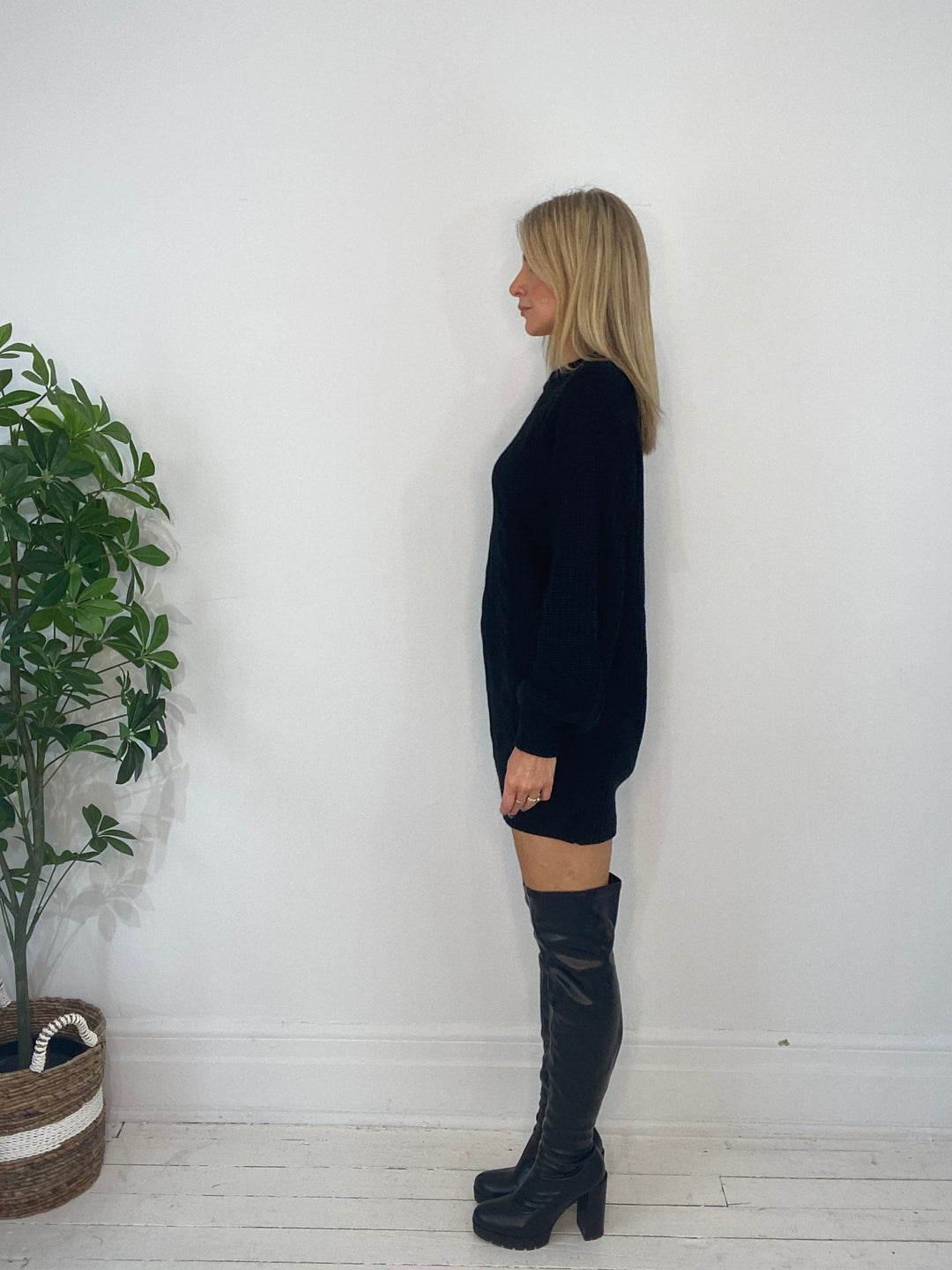 8230063 SWEATER DRESS