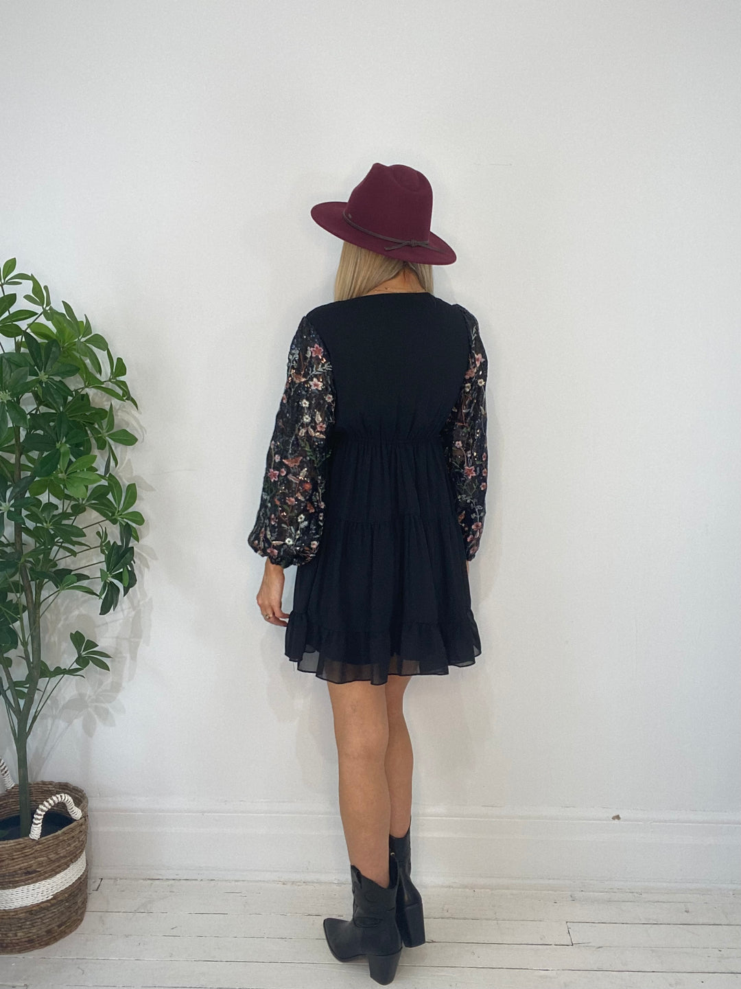 8230162 DRESS - Zumel &amp; Co