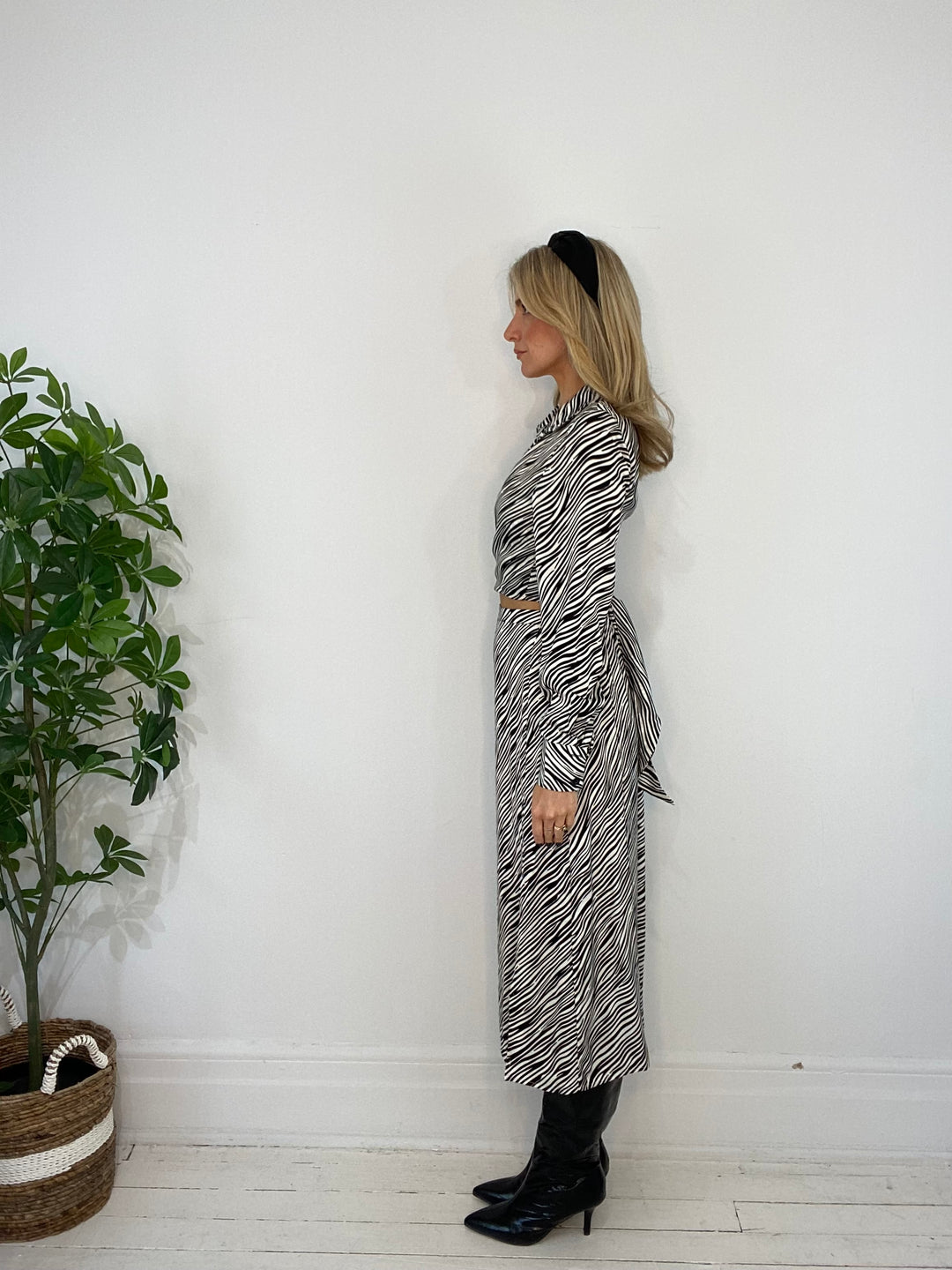 8230186 SKIRT