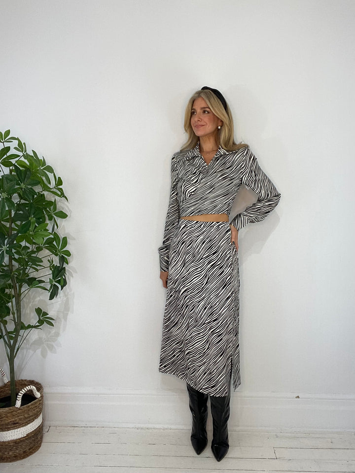 8230186 SKIRT