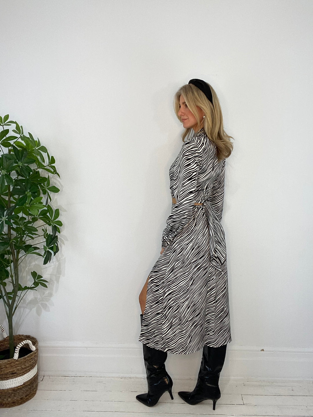 8230186 SKIRT