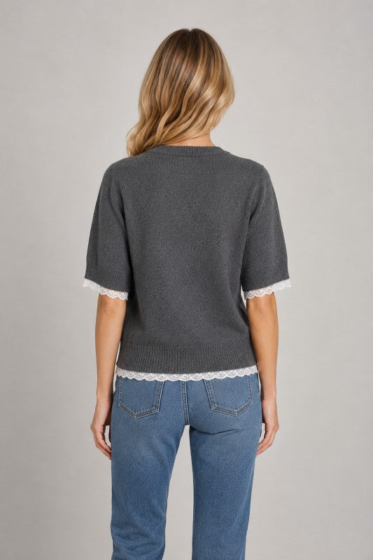 8260040 SWEATER