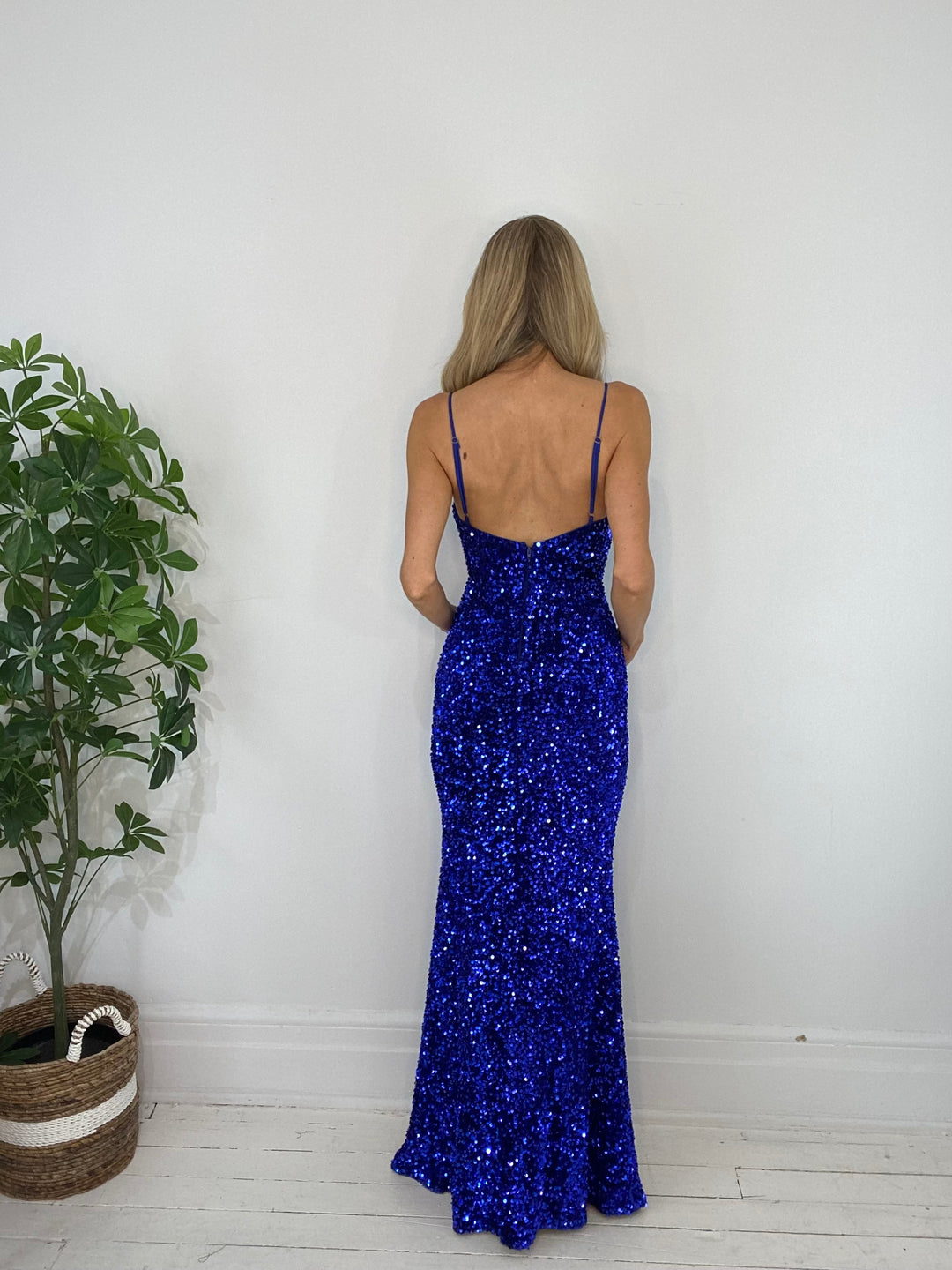 8230027 DRESS