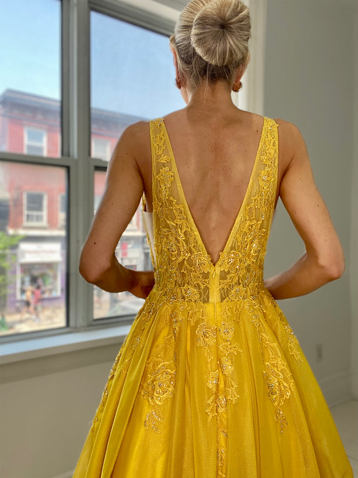POISE GOWN