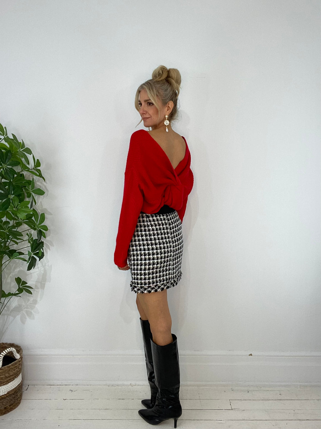 8230133 SWEATER