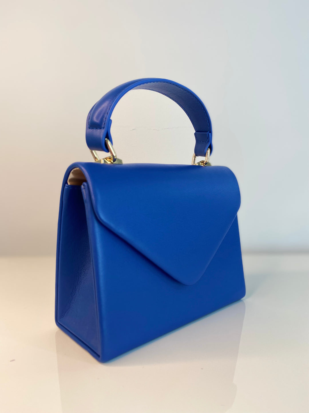 8230269 HANDBAG