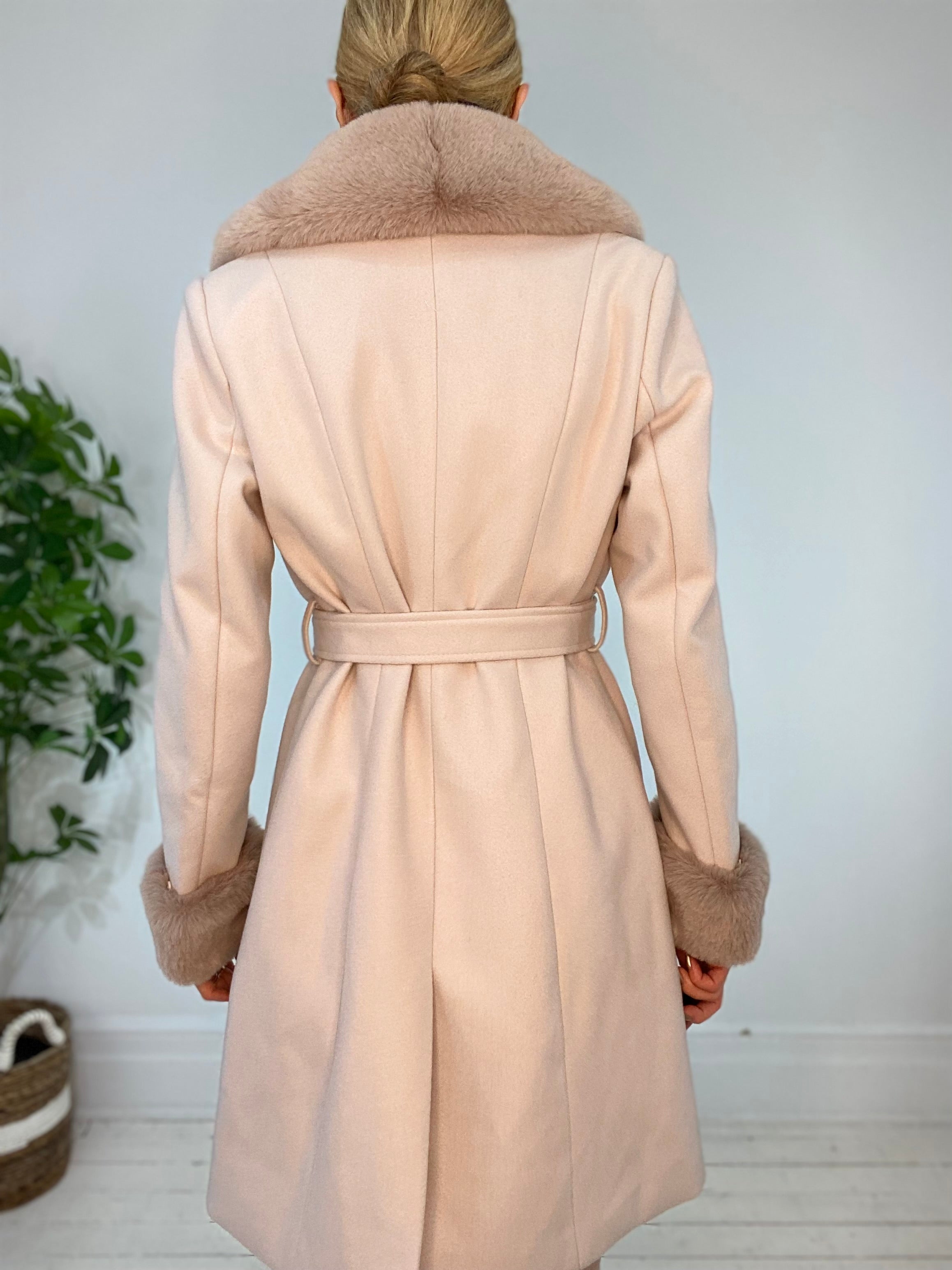 9220237 COAT