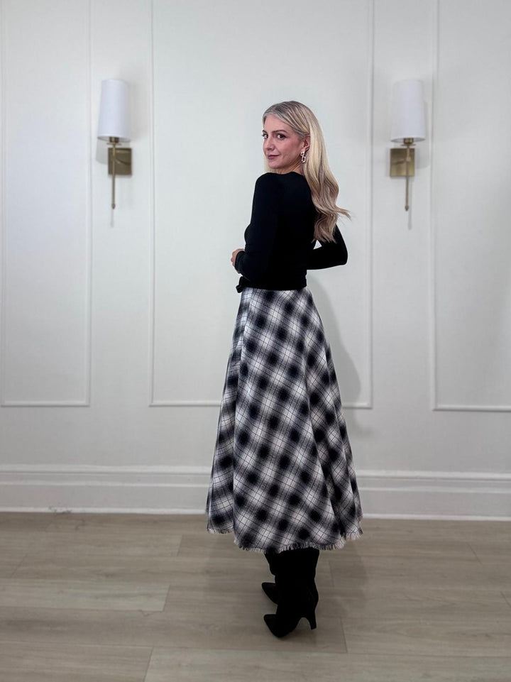 8260147 SKIRT